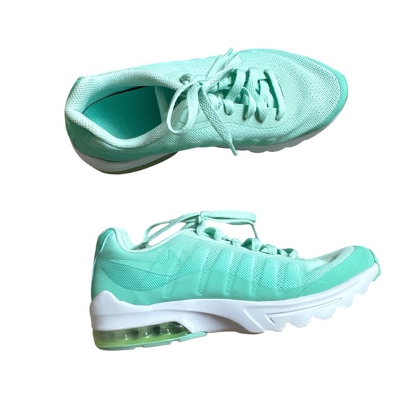 Nike Air Max Invigor Print GS Sneakers